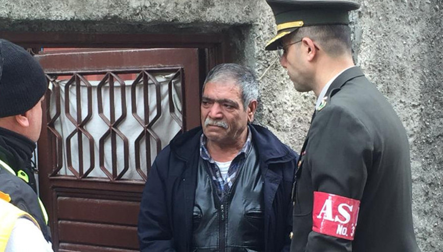 Bakışlarıyla hafızalara kazınan şehit babası hayatını kaybetti