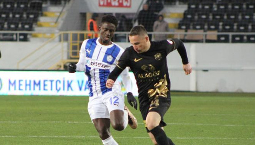 Çorum FK, Tuzlasporu 2 golle geçti