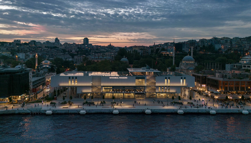 Yeni İstanbul Modern harika eserler listesinde Yeni İstanbul Modern harika eserler listesinde