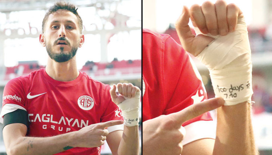 Futbolcu Jehezkel’in İsrail’e selamını ‘aşk mesajı’ sanmışlar Futbolcu Jehezkel’in İsrail’e selamını ‘aşk mesajı’ sanmışlar