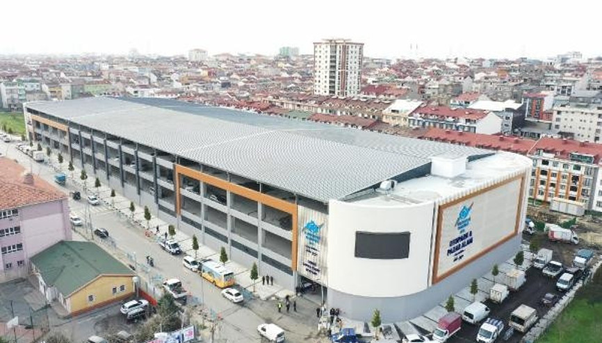 Sultangazide kapalı pazar alanı hizmete açıldı
