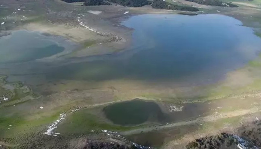 Uzunhızırlı Göleti su tuttu, göçmen kuşlar geri geldi