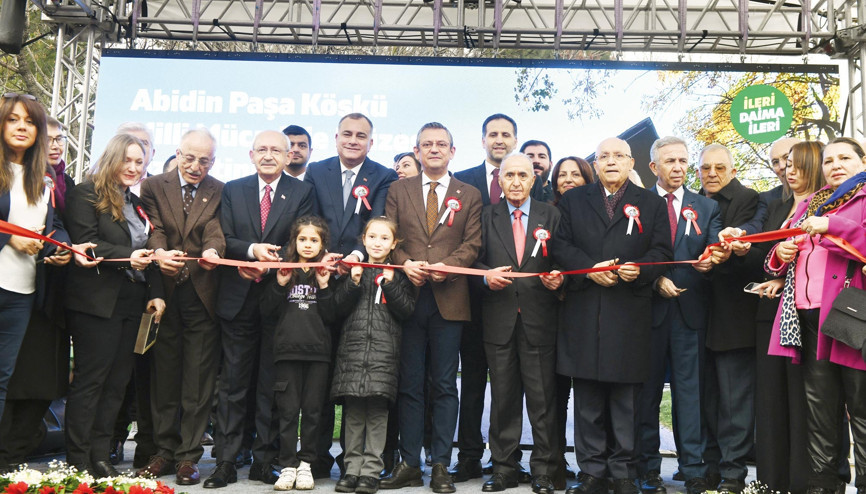 CHP lideri Özel: Biz Sevr’i yırtıp Lozanı yapanlarız CHP lideri Özel: Biz Sevr’i yırtıp Lozanı yapanlarız