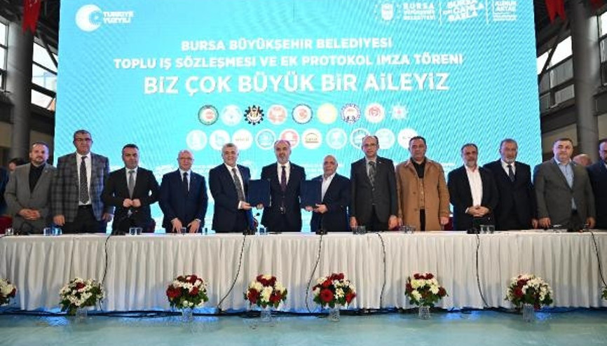 Bursa Büyükşehir Belediyesinde toplu iş sözleşmesi imzalandı: Maaşlara yüzde 70 ile 88 oranında zam Bursa Büyükşehir Belediyesinde toplu iş sözleşmesi imzalandı: Maaşlara yüzde 70 ile 88 oranında zam
