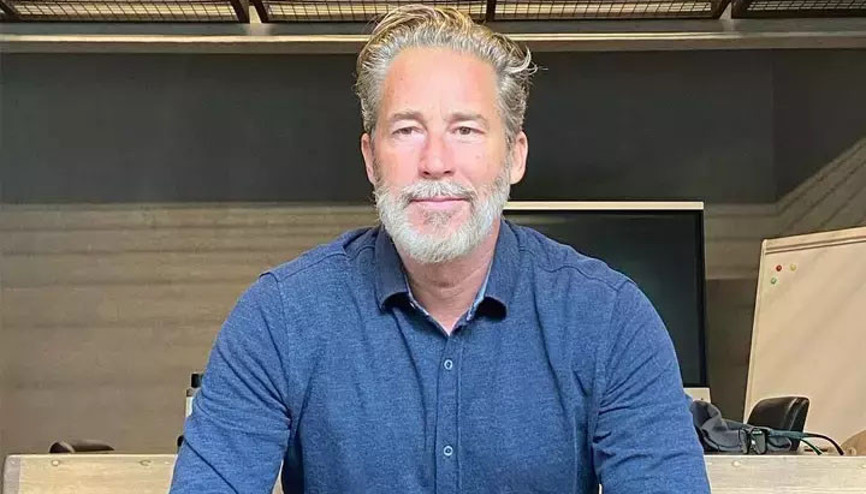 Oyuncu Sinan Albayrak çekimde kaza geçirdi