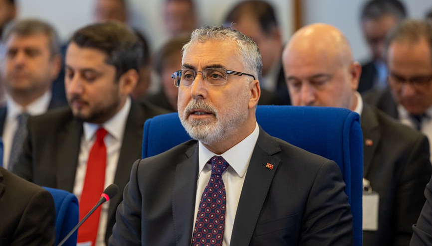 Son dakika haberi... Bakan Işıkhandan emeklilere müjde: SSK ve Bağ-Kur emeklilerinin maaş artışını yüzde 49,25e yükseltiyoruz Son dakika haberi... Bakan Işıkhandan emeklilere müjde: SSK ve Bağ-Kur emeklilerinin maaş artışını yüzde 49,25e yükseltiyoruz