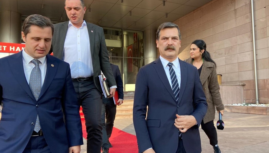 CHP lideri Özel, TİP Genel Başkanı Erkan Baş ile görüştü