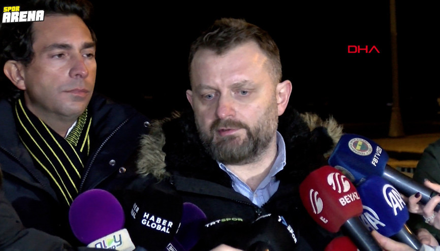 Başakşehirde Deniz Türüç çok sinirlendi, Fenerbahçede Selahattin Bakiden tepki geldi