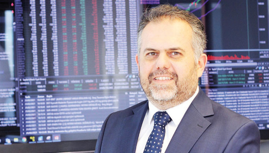 Yıkımın yaralarını kadınları eğiterek saracağız