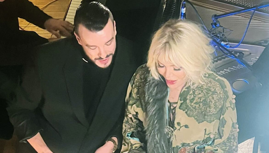 Cem Adrian ve Ajda Pekkandan albüm sürprizi