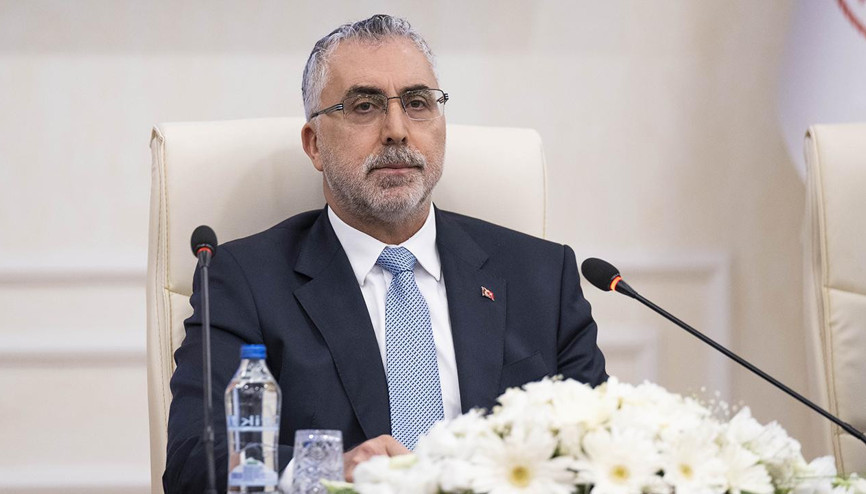 Bakan Işıkhandan yeni emeklilik sistemi açıklaması: SSK, Bağ-Kur, ev kadınlarına emeklilik düzenlemesi...