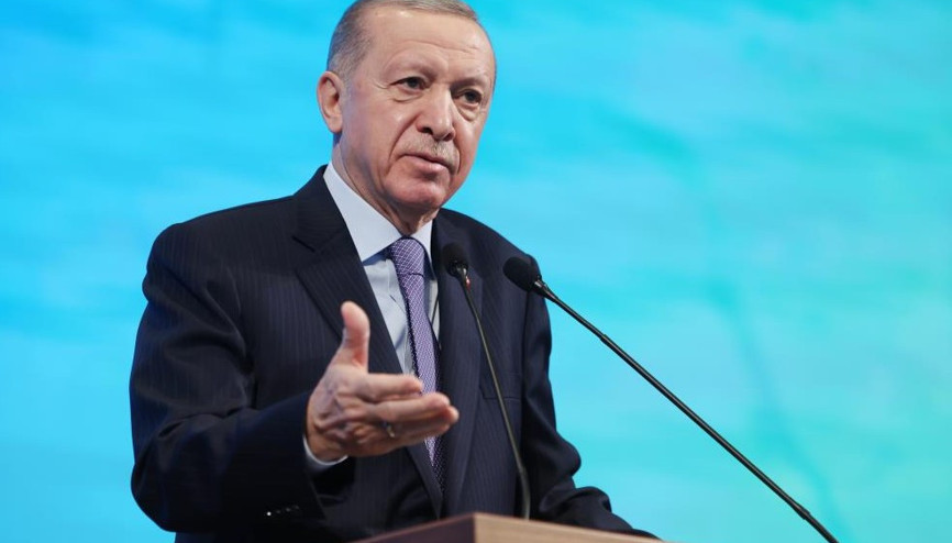 AK Partinin seçim beyannamesi açıklandı... Cumhurbaşkanı Erdoğan: Türkiyeye karşı sinsi niyetleri boşa çıkaracağız AK Partinin seçim beyannamesi açıklandı... Cumhurbaşkanı Erdoğan: Türkiyeye karşı sinsi niyetleri boşa çıkaracağız
