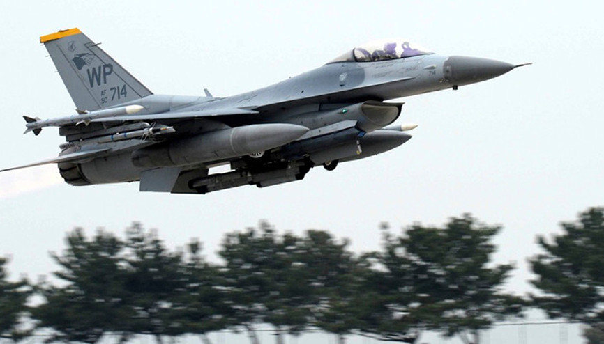 Son 1 yılda 3üncü kaza ABD F-16sı denize düştü