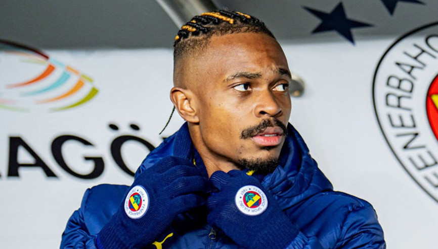 Erol Bulut ve Emre Belözoğlunun Lincoln Henrique savaşı