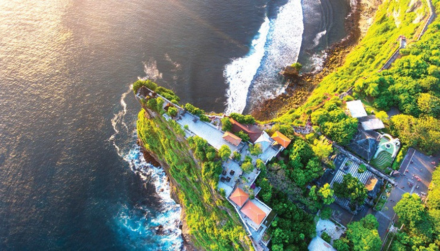 Bali’nin yaşam felsefesi: Gülümsemek en güzel makyaj