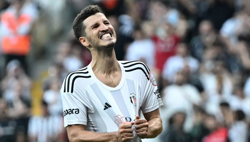 Eyüpspor maçında iğneyle oynadı, Sivasspor maçında sakatlığı nüksetti Salih Uçan...