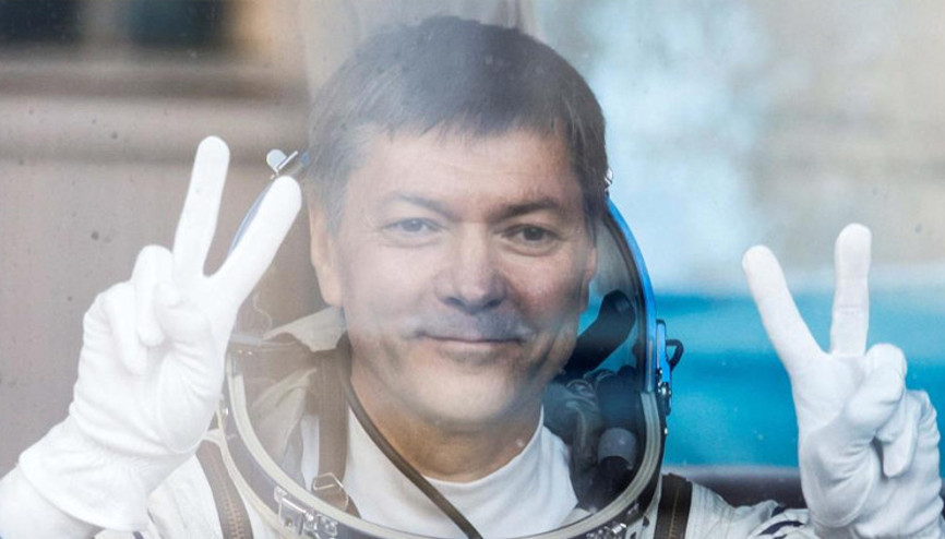 Rus kozmonot rekor kırdı Uzayda 878 gün 12 saat Rus kozmonot rekor kırdı Uzayda 878 gün 12 saat