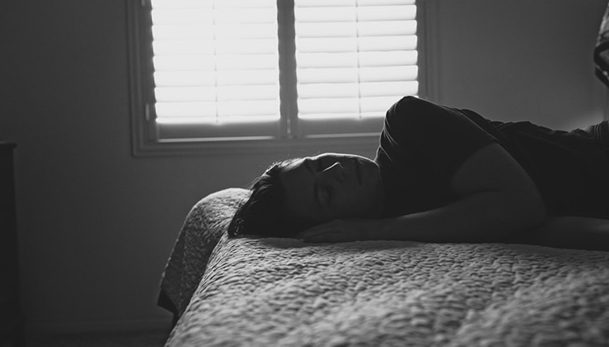 Sapasağlam genç bir kadındı, bir anda yataktan çıkamaz hale geldi... Gizemli hastalık doktorları bile çaresiz bıraktı Düğüm bir internet aramasıyla çözüldü Sapasağlam genç bir kadındı, bir anda yataktan çıkamaz hale geldi... Gizemli hastalık doktorları bile çaresiz bıraktı Düğüm bir internet aramasıyla çözüldü