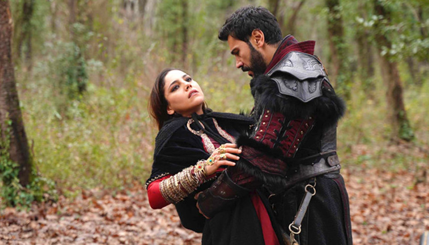 Küdus Fatihi Selahaddin Eyyubi Süreyya Hatun ölecek mi, diziden ayrılıyor mu Oyuncu Dilin Döğer kimdir, diziden ayrıldı mı