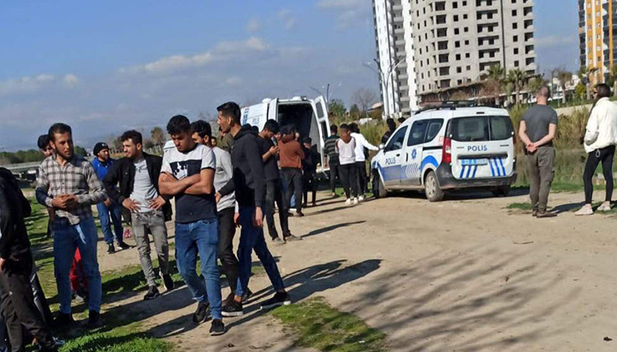 Bisiklet süren çocuğun kahreden ölümü: Dengesini kaybedince ırmağa düştü