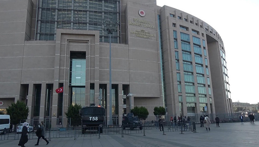 Terör saldırısı sonrası İstanbul Adalet Sarayında yoğun güvenlik önlemi Terör saldırısı sonrası İstanbul Adalet Sarayında yoğun güvenlik önlemi