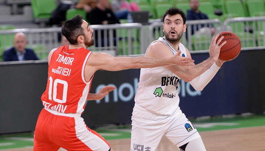 Beşiktaş evinde Hapoel Tel Avive kaybetti