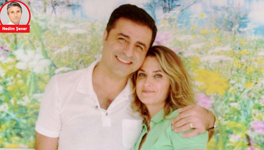 Sözde İBB adayı Demirtaş ve Pekeke’nin oyuncakları