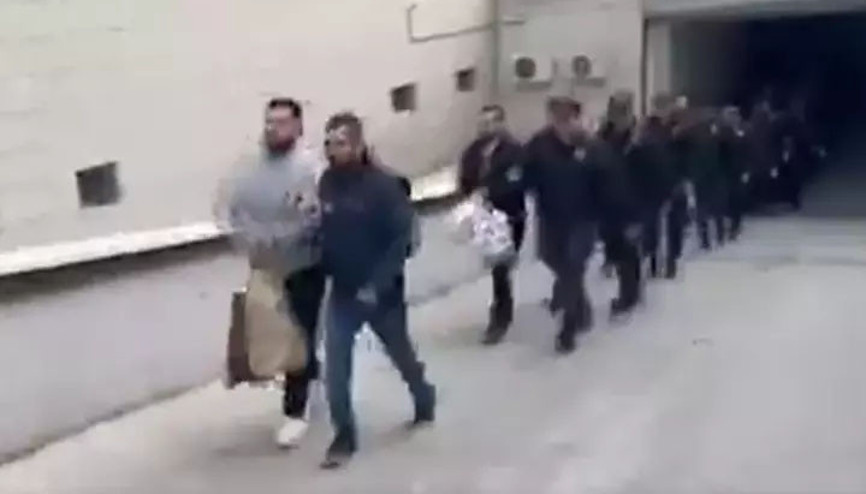 Kalkan-12 operasyonları... Bakan Yerlikaya: 49 organizatör ve 142 düzensiz göçmen yakalandı