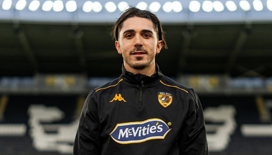 Abdülkadir Ömür, Hull City kariyerine yenilgiyle başladı