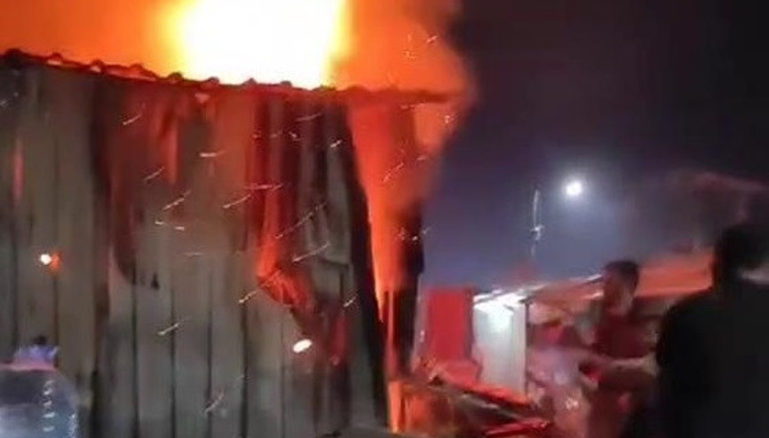 Hataydaki konteyner kentte korkutan yangın