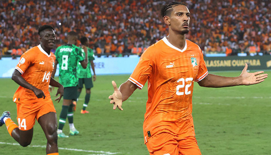 Fildişi Sahilinde bir kahraman: Sebastien Haller Kanseri yendi, şampiyonluğu kaçırdı ama pes etmeyerek peri masalını yaşadı... Fildişi Sahilinde bir kahraman: Sebastien Haller Kanseri yendi, şampiyonluğu kaçırdı ama pes etmeyerek peri masalını yaşadı...