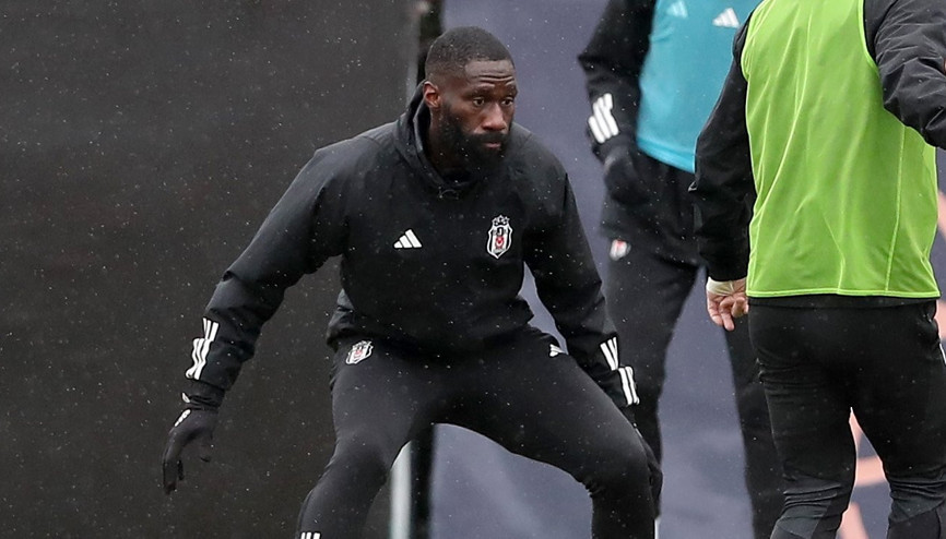 Beşiktaş’ta Masuaku geri döndü Takımla çalıştı...