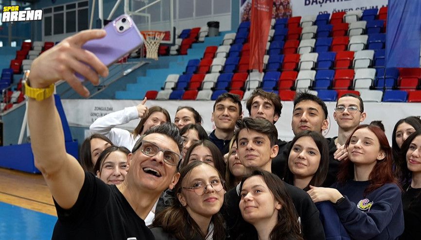 VakıfBank’ın desteklediği Yarının Sultanları, bu yılki yolculuğuna Zonguldak’ta başladı VakıfBank’ın desteklediği Yarının Sultanları, bu yılki yolculuğuna Zonguldak’ta başladı