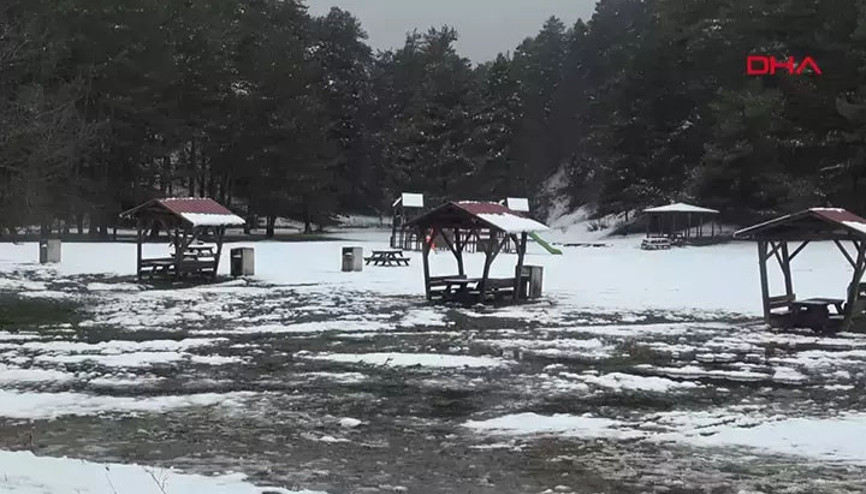 Abantta kar kalınlığı 5 santimetreye ulaştı