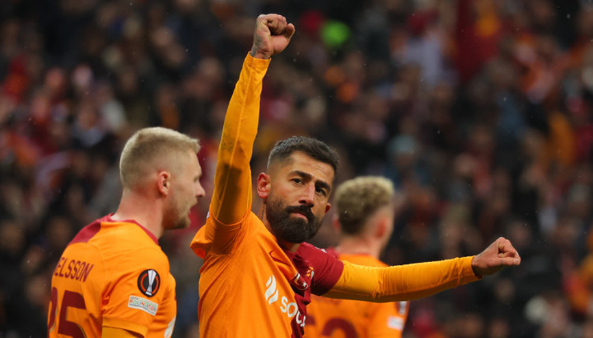 Sparta Prag Kulübünden Galatasaraya övgü: Sağır edici bir kükreme Sparta Prag Kulübünden Galatasaraya övgü: Sağır edici bir kükreme