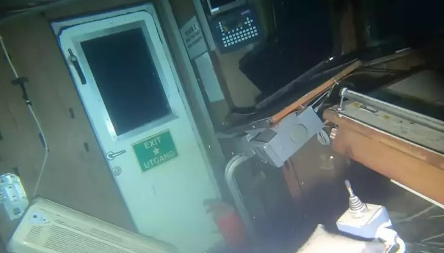 Marmara Denizinde batan geminin enkazı dalgıçlar tarafından böyle görüntülendi