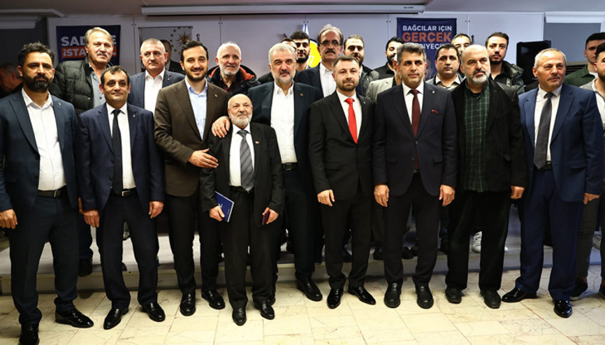 Bağcılarda Gelecek Partisinde toplu istifa AK Partiye katıldılar