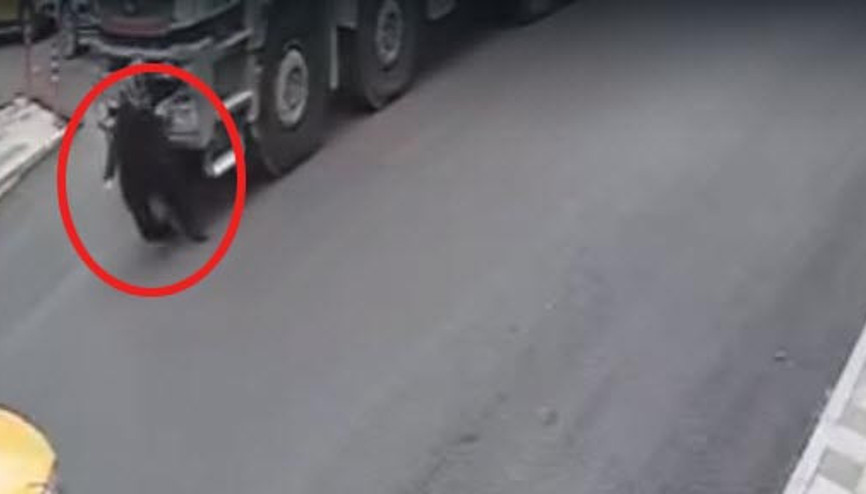 Beton mikserinin çarptığı yaya öldü