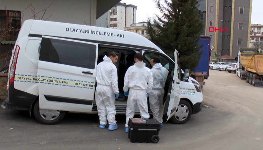 Çekmeköyde evde rehin aldığı eşi Emine Ülkü Arazı silahla öldürdü