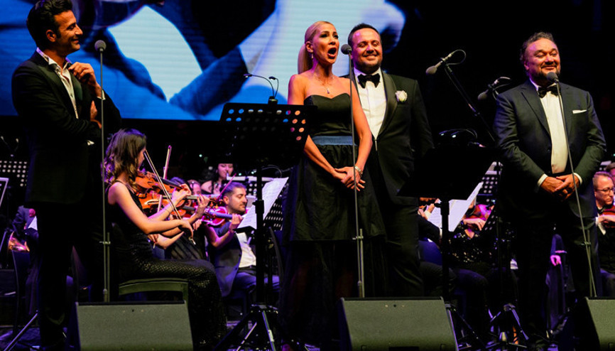 Konser geliri depremzede mühendis kızların eğitimine