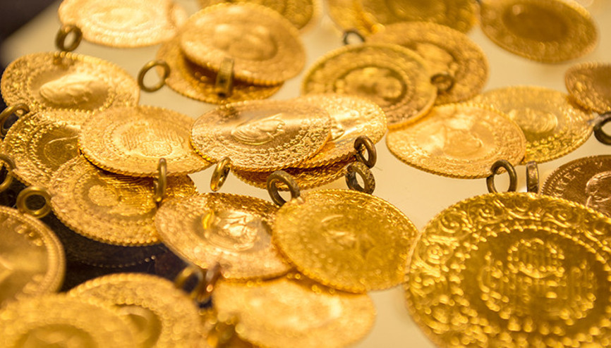 Altın rekor kırdı: Uzmanlar yorumladı... ABDden gelen veriler sonrası piyasa hareketlendi