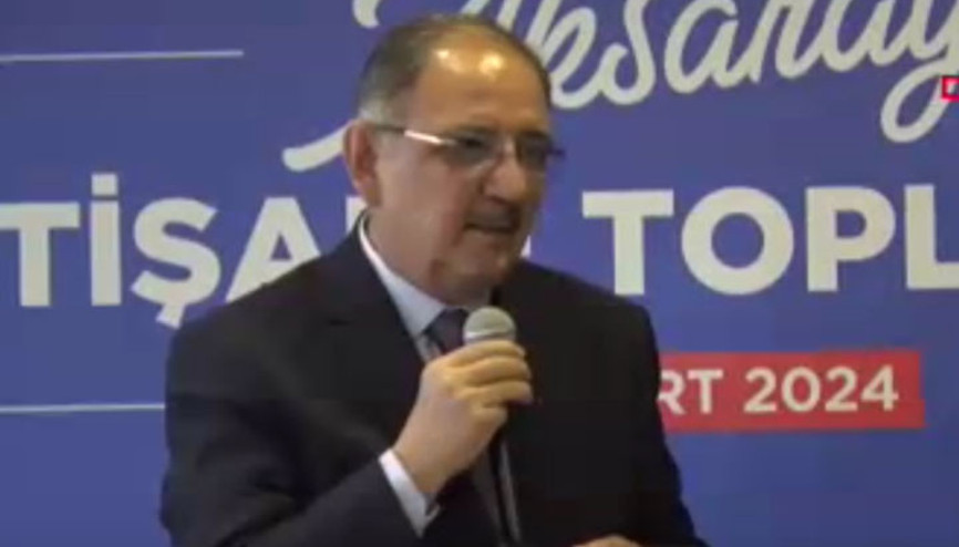 Bakan Özhasekiden deprem uyarısı Bakan Özhasekiden deprem uyarısı