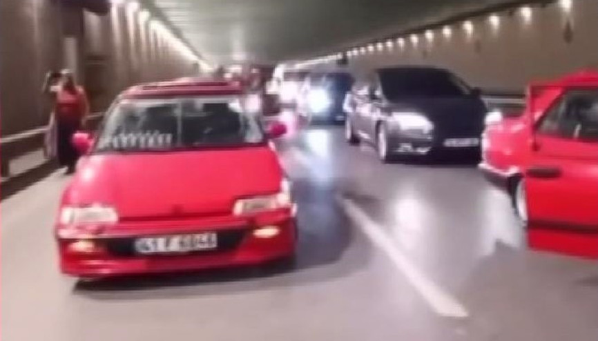 Asker eğlencesinde tünel kapattılar, metrelerce araç kuyruğu oluştu