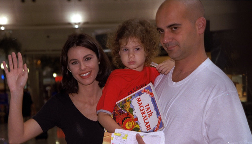 Anne ve babamın boşanması evliliğe olan inancımı kaybettirdi Anne ve babamın boşanması evliliğe olan inancımı kaybettirdi