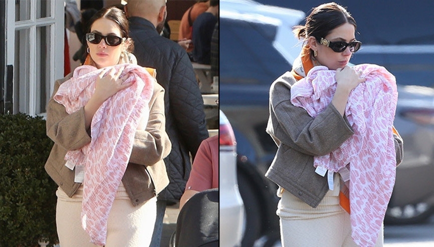 Güzel yıldız petrol varisiyle evlenmişti: Taze anne ilk gezintilerinde minik kızını kucağından bırakmadı