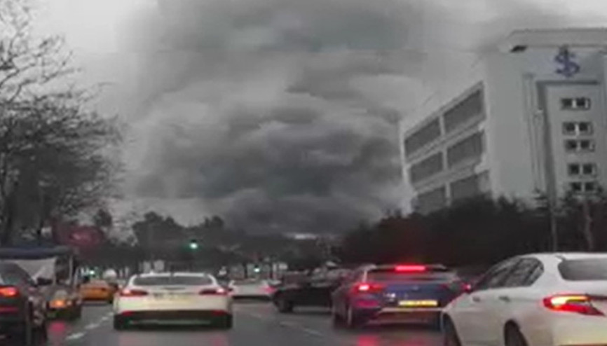 İTÜ yerleşkesinde yangın: Kontrol altına alındı