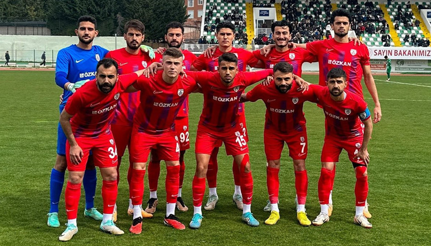 Altınordu soyunma odasını temizleyerek stattan ayrıldı