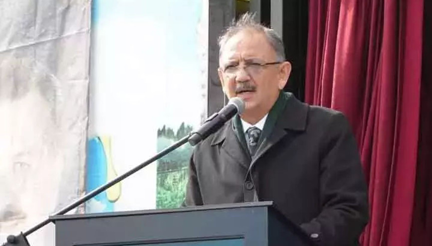 Bakan Özhaseki: Bunlar deprem turistleriydi