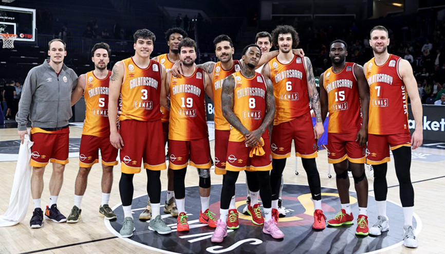 Galatasaray Ekmas evinde kazandı