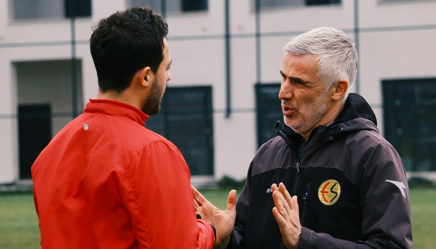 Önder Karaveli, Eskişehirsporda ilk antrenmanına çıktı